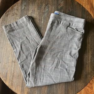 Apt 9 women’s plaid pants, black and white, 16 P